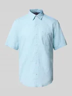 Koszule męskie - Koszula casualowa o kroju regular fit z kieszenią na piersi - miniaturka - grafika 1