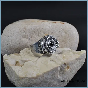 Otwierany Pierścionek Sekretnik ze Srebra i Onyksu rozmiar 15 - Pierścionki Otwierany Pierścionek Sekretnik ze Srebra i Onyksu rozmiar 15 - Pierścionki - miniaturka - grafika 1