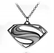 Wisiorki - Naszyjnik wisiorek Superman Clark Kent DC srebrny prezent streetwear - miniaturka - grafika 1