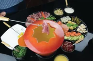 Miseczki i talerzyki dla dzieci - ZESTFORLIFE Fondue żeliwne ZEST FOR LIFE, pomarańczowe - miniaturka - grafika 1