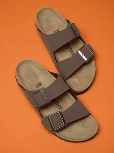 Birkenstock Klapki "Arizona" w kolorze brązowym - Klapki i japonki damskie - miniaturka - grafika 1