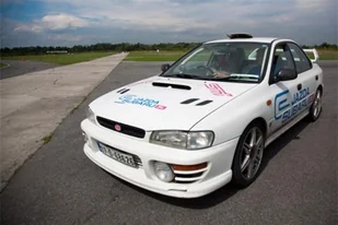 Jazda Subaru Impreza RA - Tor Wrocław (Krzywa) - Czasopisma - miniaturka - grafika 1