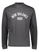 Koszulki męskie - New Balance Koszulka "Essentials Varsity" w kolorze szarym - miniaturka - grafika 1