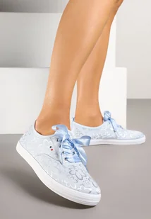 Jasnoniebieskie Tenisówki Zdobione Tłoczonym Wzorem z Ozdobnymi Sznurówkami Paloniela - Trampki damskie - miniaturka - grafika 1