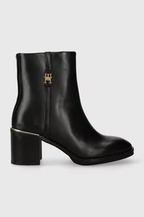 Botki damskie - Tommy Hilfiger botki skórzane FEMININE TH HARDWARE MID BOOTIE damskie kolor czarny na słupku FW0FW07539 - grafika 1