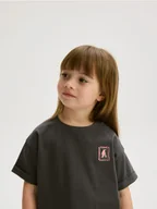 Bluzki dla niemowląt - Reserved - Bawełniany t-shirt z haftem - jasnoszary - miniaturka - grafika 1
