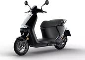 Skutery - Segway eScooter E300SE Czarny AA.07.01.16.0002 - miniaturka - grafika 1