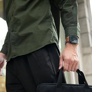 UNIQ etui Garde Apple Watch Series 7/8 41mm. szary/smoked grey - Akcesoria do smartwatchy - miniaturka - grafika 5