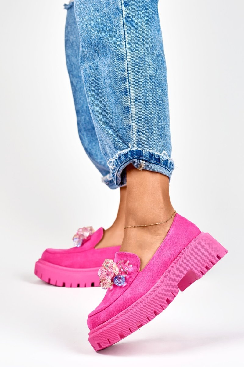 Różowe loafersy z koralikami 38