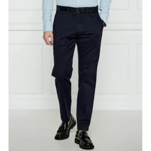 Tommy Hilfiger Satynowe spodnie chino HARLEM Tapered fit - Spodnie męskie - miniaturka - grafika 1