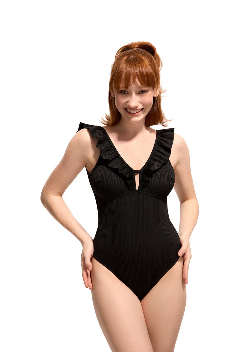 Strój kąpielowy jednoczęściowy z prążkowanej dzianiny Nova 043 czarny z falbankami S