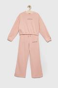 Dresy i komplety dla dziewczynek - Calvin Klein Jeans komplet dziecięcy kolor różowy - miniaturka - grafika 1
