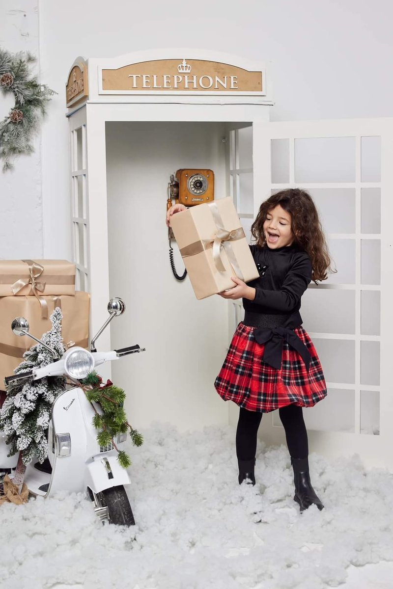 CHILL OUT KIZ BY KIDS komplet świąteczny bluzka czarna welur spódnica krata rozmiar 122/128