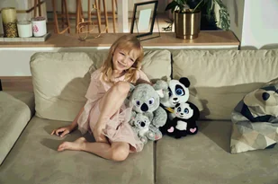 TM Toys Interaktywna Panda Mami i Dziecko BaoBao - Maskotki i pluszaki - miniaturka - grafika 7
