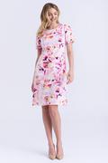 Sukienki - Prosta sukienka w kwiatowy wzór, różowo-biała - Greenpoint - miniaturka - grafika 1