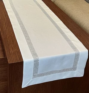 Bieżnik dekoracyjny, 40x220, biały z błyszczącą nitką i cyrkoniami, OH-233-B - Obrusy i serwetki - miniaturka - grafika 1