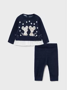 Swetry dla chłopców - Mayoral Komplet sweter i spodnie materiałowe 2720 Granatowy Regular Fit - grafika 1