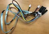 Kable komputerowe i do monitorów - SuperMicro Supermicro 2x Mini-SAS Kabel auf 4 SAS 2 65cm CBL-SAST-0675 - miniaturka - grafika 1