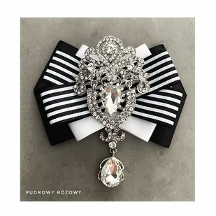 Brosza z koronkowym kryształem NEW - Broszki Brosza z koronkowym kryształem NEW - Broszki - miniaturka - grafika 1