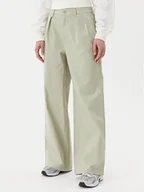 Spodnie sportowe damskie - New Balance Spodnie materiałowe Boylston WP51538 Zielony Relaxed Fit - miniaturka - grafika 1