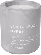 Świece - Blomus Świeca zapachowa S Sandalwood Myrrh Fraga - miniaturka - grafika 1