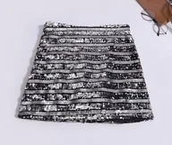 Spódnice - Spódnica mini z cekinami - Srebrny S - miniaturka - grafika 1