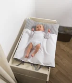 Przewijaki - Mata do przewijania ze zdejmowanym pokrowcem szara sweterkowa - miniaturka - grafika 1