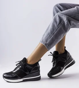 Czarne sneakersy na koturnie Vinceza-39 - Sneakersy damskie - miniaturka - grafika 1
