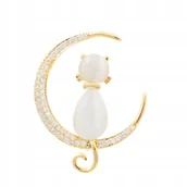 Broszki - PINETS Broszka kotek na księżycu pozłacana z cyrkoniami - miniaturka - grafika 1