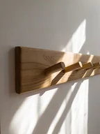 Wieszaki i stojaki - Wieszak BARI z drewna dębowego - miniaturka - grafika 1