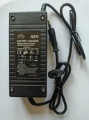 Akcesoria do skatingu - Ładowarka do hulajnogi elektrycznej 48V - miniaturka - grafika 1