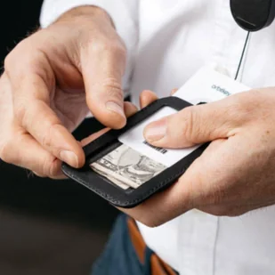 Uchwyt do karty ID ze smyczą Orbitkey Card Holder Pro - black - Etui na klucze - miniaturka - grafika 9
