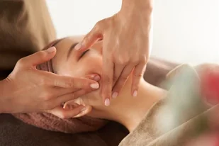 Japoński Masaż Kobido Samui Spa - Czasopisma - miniaturka - grafika 1
