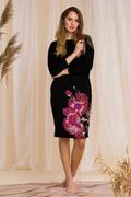 Sukienki - Sukienka damska Homewear z kwiatem LHD 902 - miniaturka - grafika 1