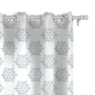 Zasłony - Zasłona WINTER wzór BN59 | Błękitne płatki śniegu 150 x 260 cm tkanina zaciemniająca - miniaturka - grafika 1