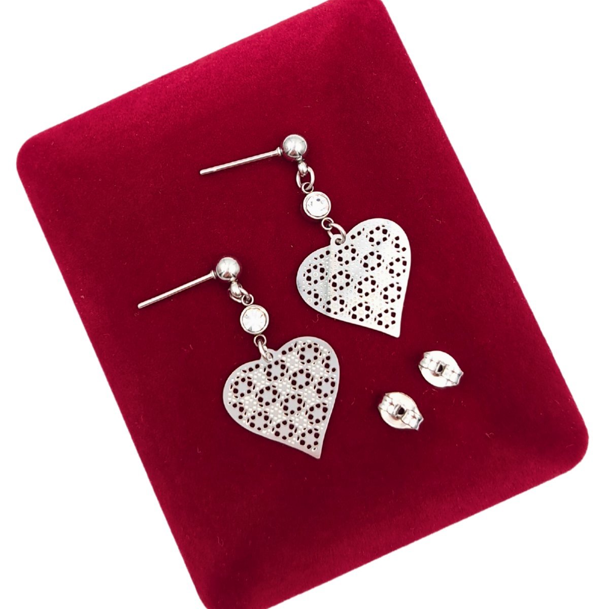 Kolczyki Wiszące Srebrne Serca Ażurowe - Stal chirurgiczna