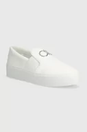 Trampki damskie - Calvin Klein tenisówki skórzane FLATFORM CUP SLIP ON RE LOCK LTH damskie kolor biały HW0HW02057 - miniaturka - grafika 1