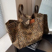 Inne - TEMU Stylowa i modna torba na ramię z panterką, charakteryzująca się spokojną atmosferą i zamkiem na guziki, która pozwala na przenoszenie zarówno na - miniaturka - grafika 1