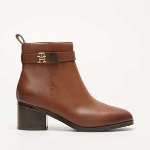 TOMMY HILFIGER TH LOGO MID HEEL BOOTIE - Tommy Hilfiger - Botki damskie - miniaturka - grafika 1
