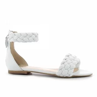 Białe plecione sandały z zakrytą piętą CARINII - Carinii - Sandały damskie - miniaturka - grafika 1
