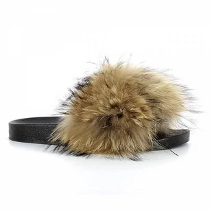 Klapki z futerkiem CARINII - Carinii - Klapki i japonki damskie - miniaturka - grafika 1