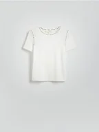 Koszulki i topy damskie - Reserved - T-shirt z ćwiekami - biały - miniaturka - grafika 1