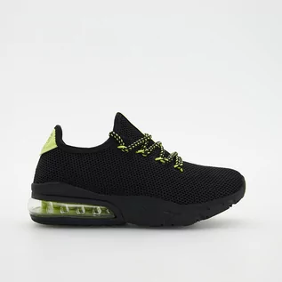 Buty dla chłopców - Reserved Reserved - Sneakersy z neonowymi elementami - Czarny - grafika 1