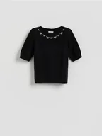 Swetry damskie - Reserved - Sweter z ozdobną aplikacją - czarny - miniaturka - grafika 1