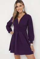 Sukienki - Fioletowa Rozkloszowana Sukienka Mini z Głębokim Dekoltem Ozdobiona Marszczeniem i Guzikami Jerikan - miniaturka - grafika 1