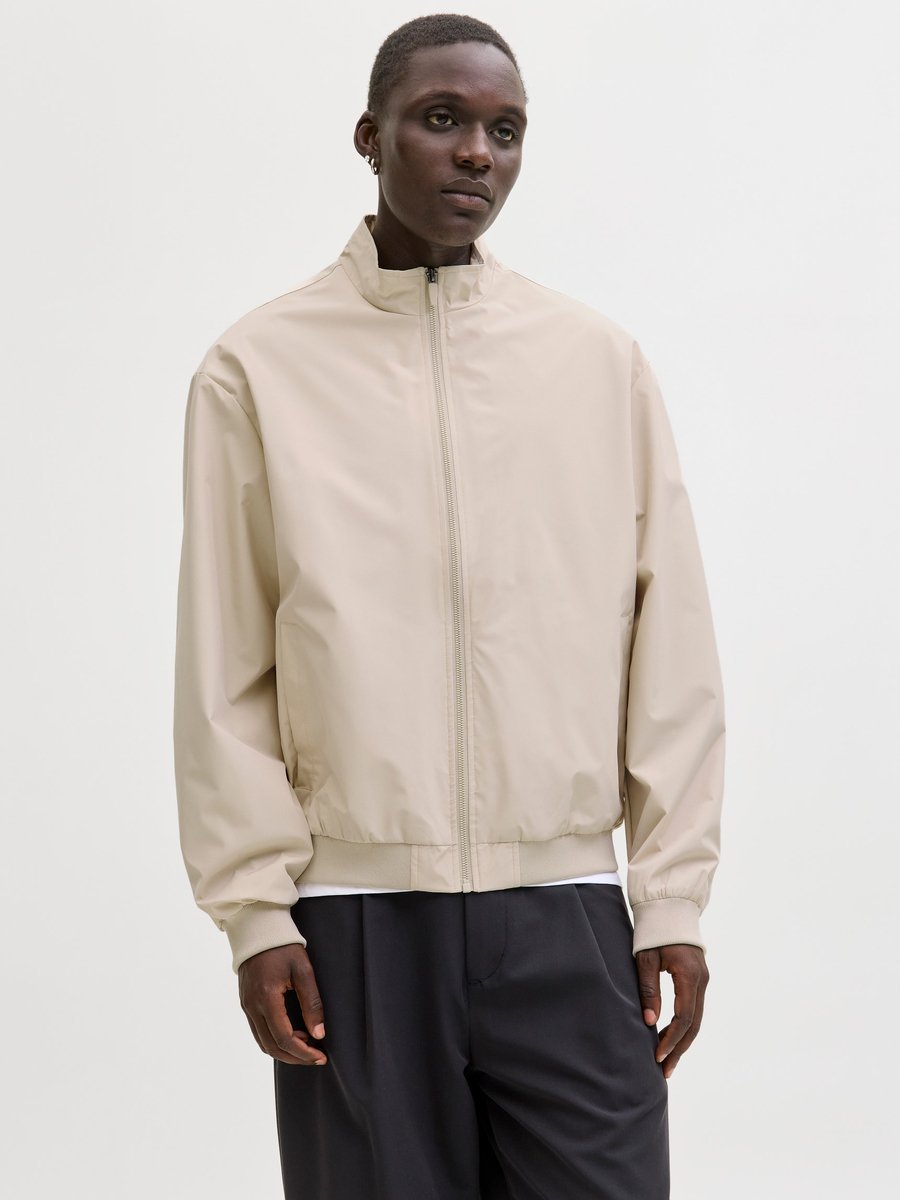 Kurtka męska Jack & Jones Jack&Jones męska kurtka bomberka JJECHARGE STAND COLLAR BOMBER NOOS 12288895 MOONBEAM XL