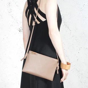 Nodo Bag S ciemnybeż mała kopertówka z paskiem - Torebki damskie - miniaturka - grafika 1