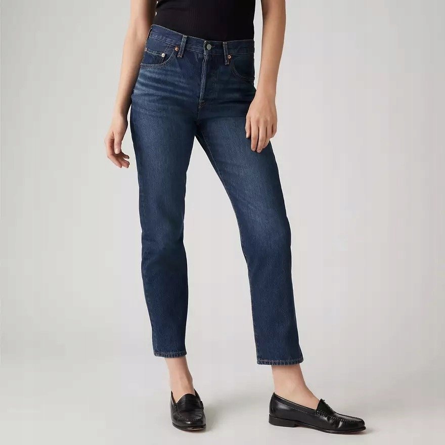 LEVI'S SPODNIE JEANSY DAMSKIE 501 CROP GRANATOWE NA GUZIKI 28x26 7AA