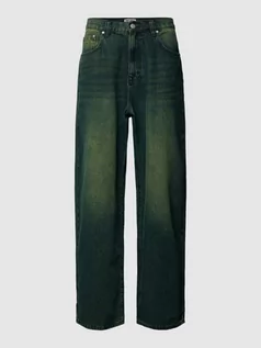 Spodnie męskie - Jeansy z 5 kieszeniami - grafika 1