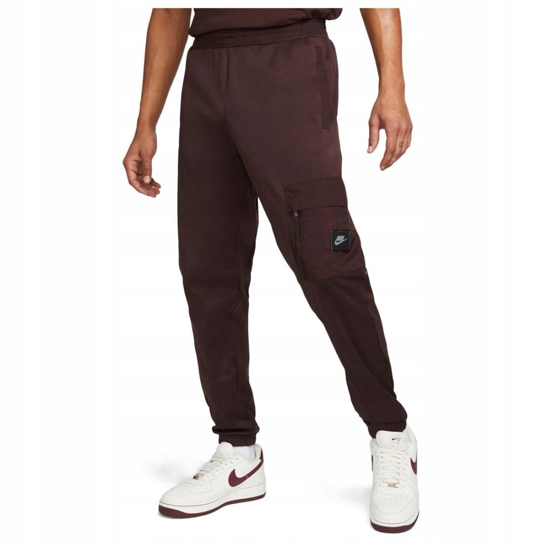 SPODNIE DRESOWE MĘSKIE NIKE STANDARD FIT TAPER LEG R. S BRĄZOWE
